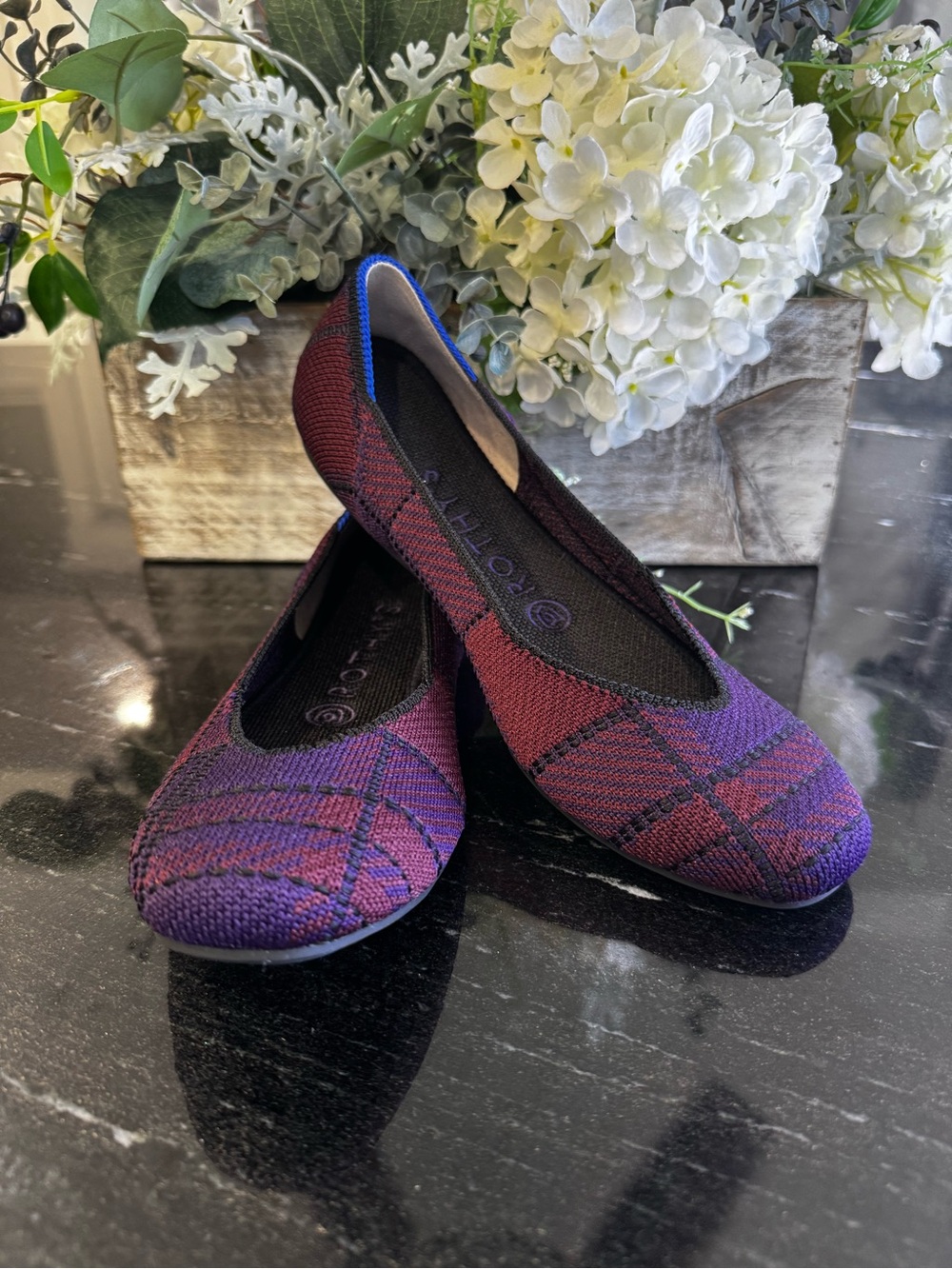 Rothy’s Square Toed Flats in Cranberry Plaid sz 7